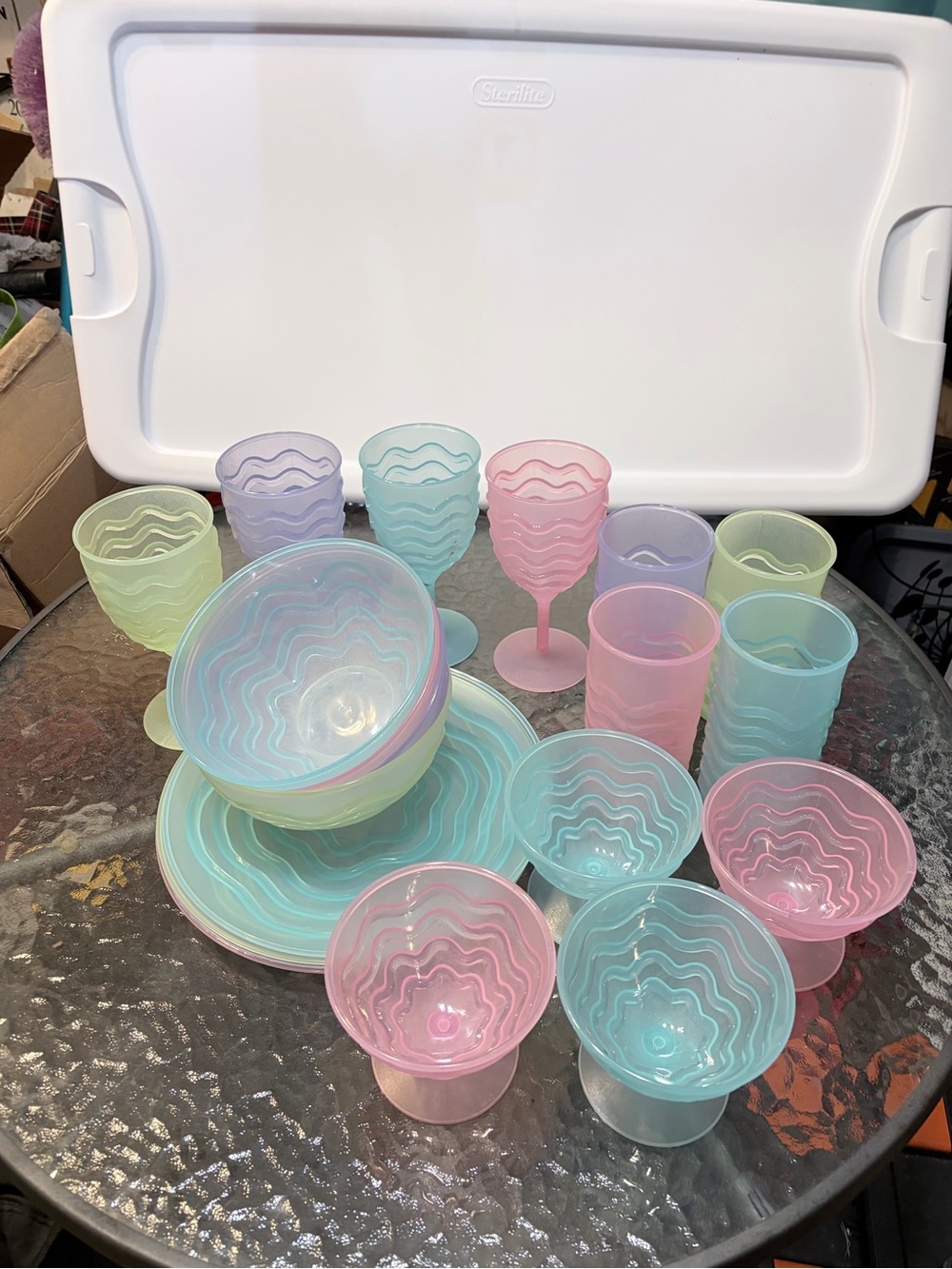 Pastel Wave Plastic Beverage & Serving Set - Multi-Color